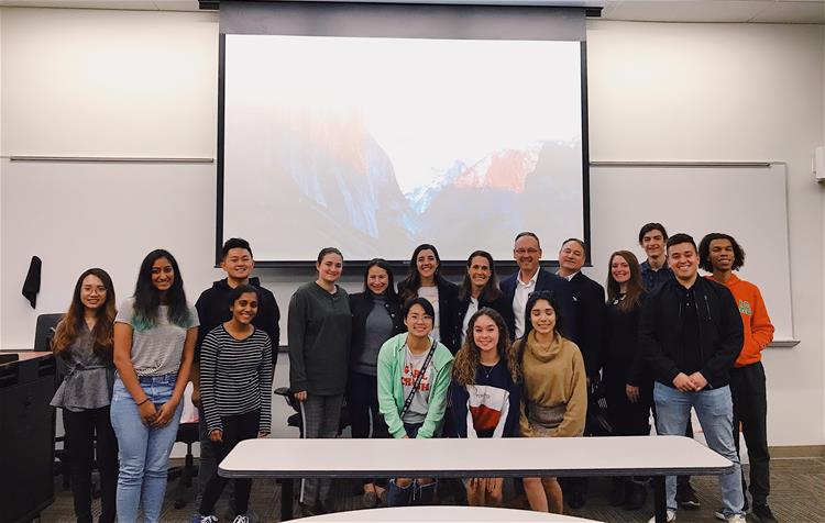 Students at the University of Texas at Dallas attend a FASTSIGNS Career Panel